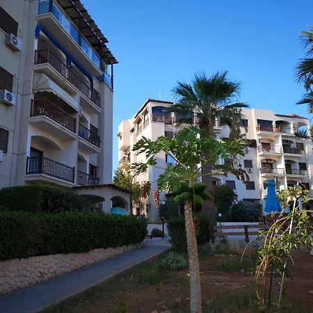 Super 2 Bed Opposite The Beach Limisso